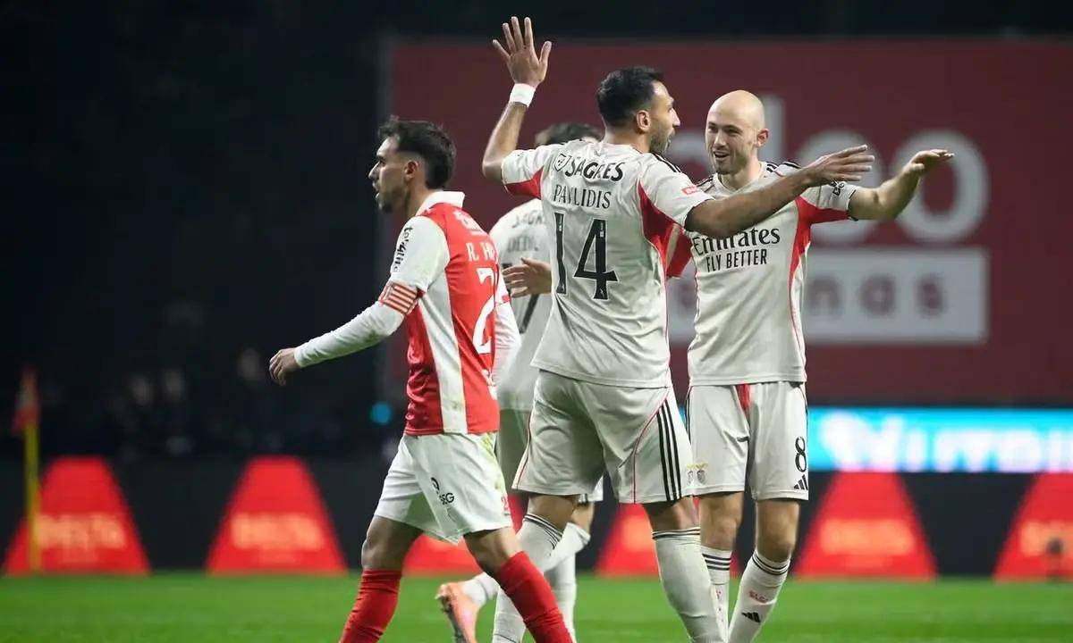 从集结日上海申花调整名单以备法国杯到印第安纳步行者赛前主帅复盘，本菲卡伤情更新备战CBA季后赛的简单介绍