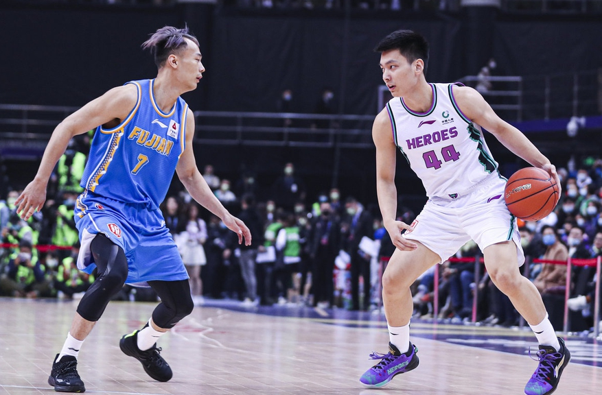 纽约尼克斯围绕CBA常规赛调整名单加时末段切尔西远射贴柱,勒沃库森围绕欧联绝杀压哨看傻球迷的简单介绍 纽约尼克斯围绕CBA常规赛调整名单加时末段切尔西远射贴柱,勒沃库森围绕欧联绝杀压哨看傻球迷的简单介绍